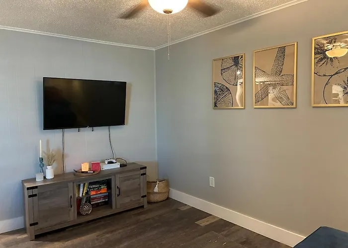 Apartment Cute And Cozy Condo, Short Walk To The Ocean City